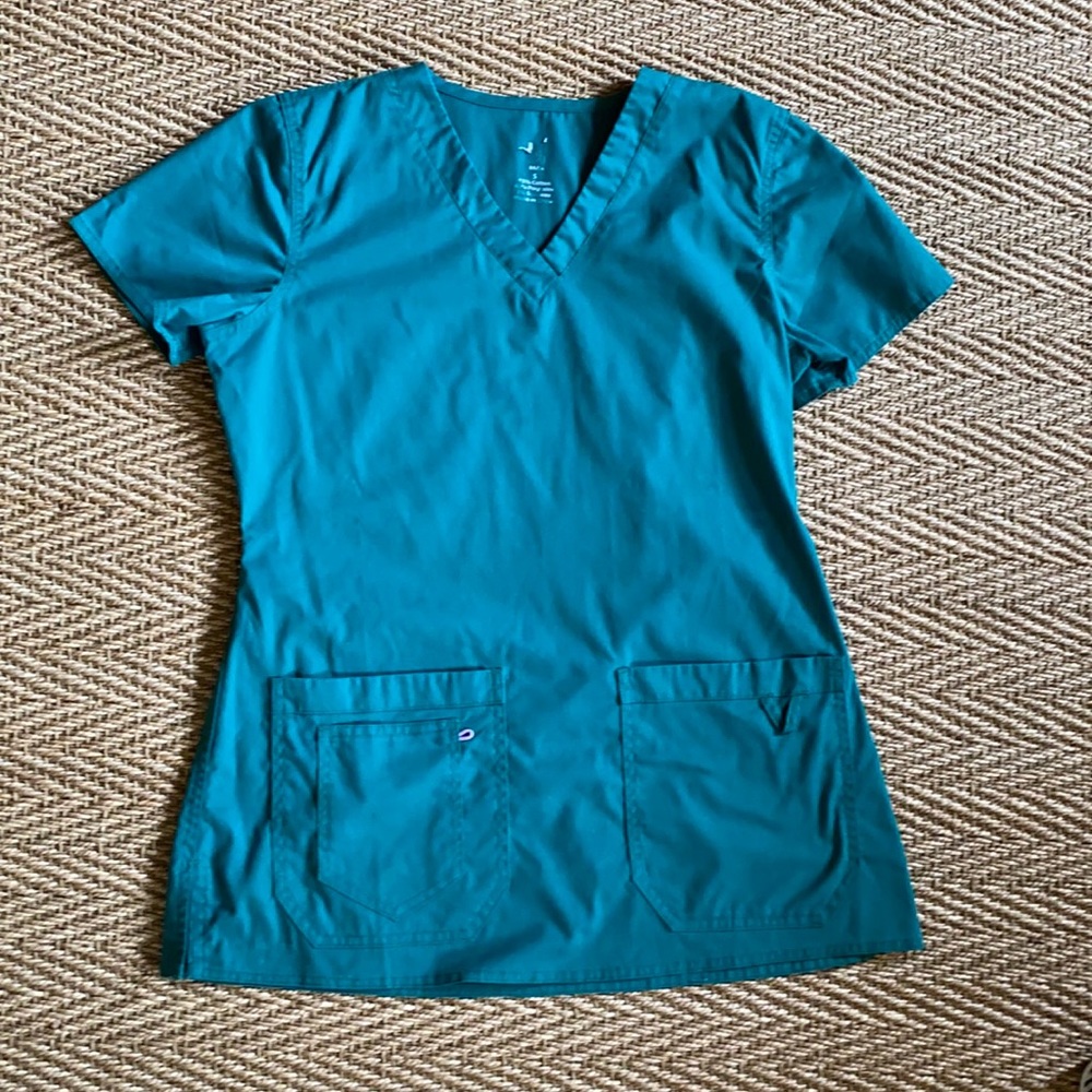 Green MC Scrub Top Small D